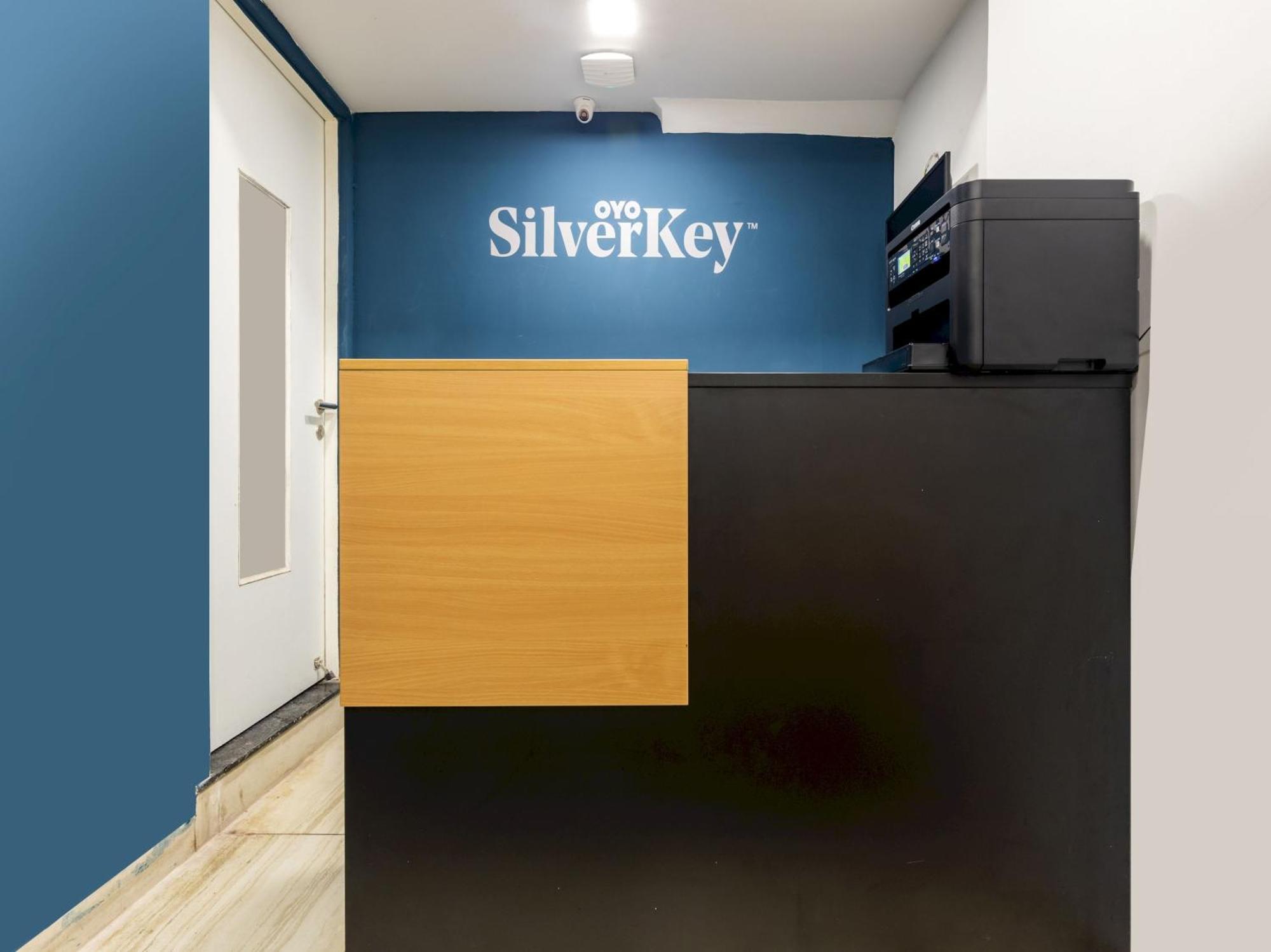 Silverkey Fusion Stays Indore Esterno foto